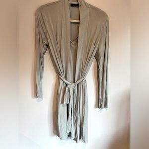 Natori Robe/Pajama short set Size Small